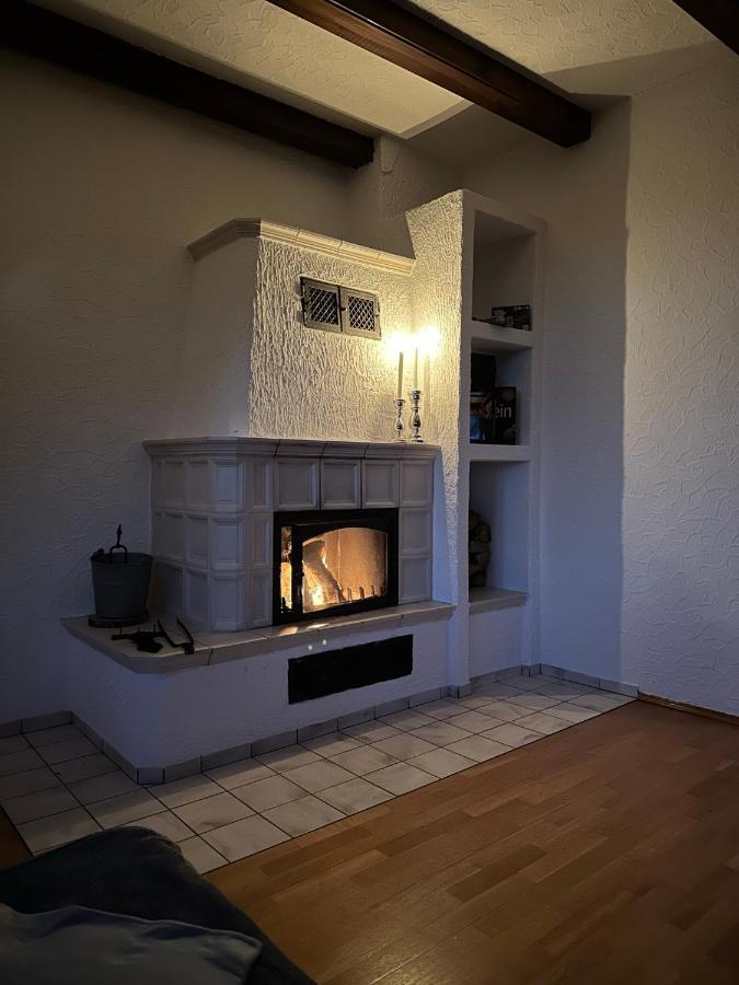 98Qm Wohnung Im Villenviertel - Voll Ausgestattet Mit Balkon Und Kamin - Wlan Gratis Вильгельмсхафен Экстерьер фото